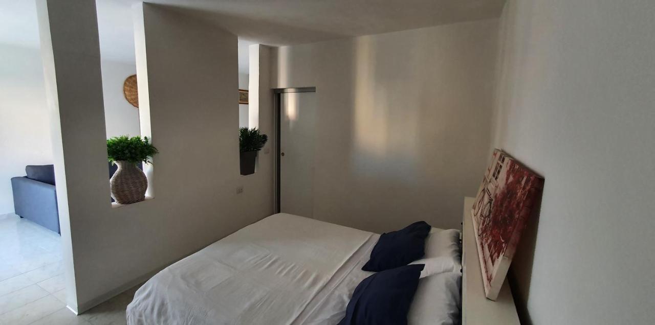 Sardinia Suites & Apartments -Casa-Loft A Pochi Passi Dal Centro- Santa Teresa Gallura Luaran gambar